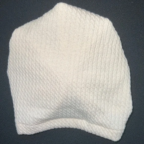 🛍 New 🛍 Cute Little Girls Turban with Bun Size 0-6 Months 🛍 - Picture 3 of 5